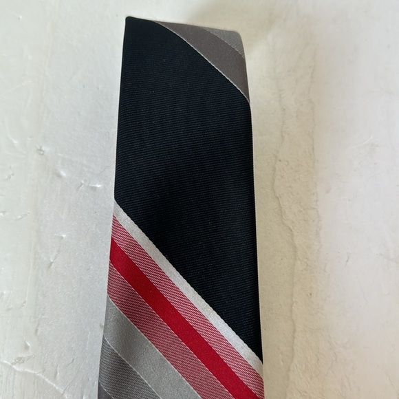 Vintage Christian Dior tie - Picture 4 of 8